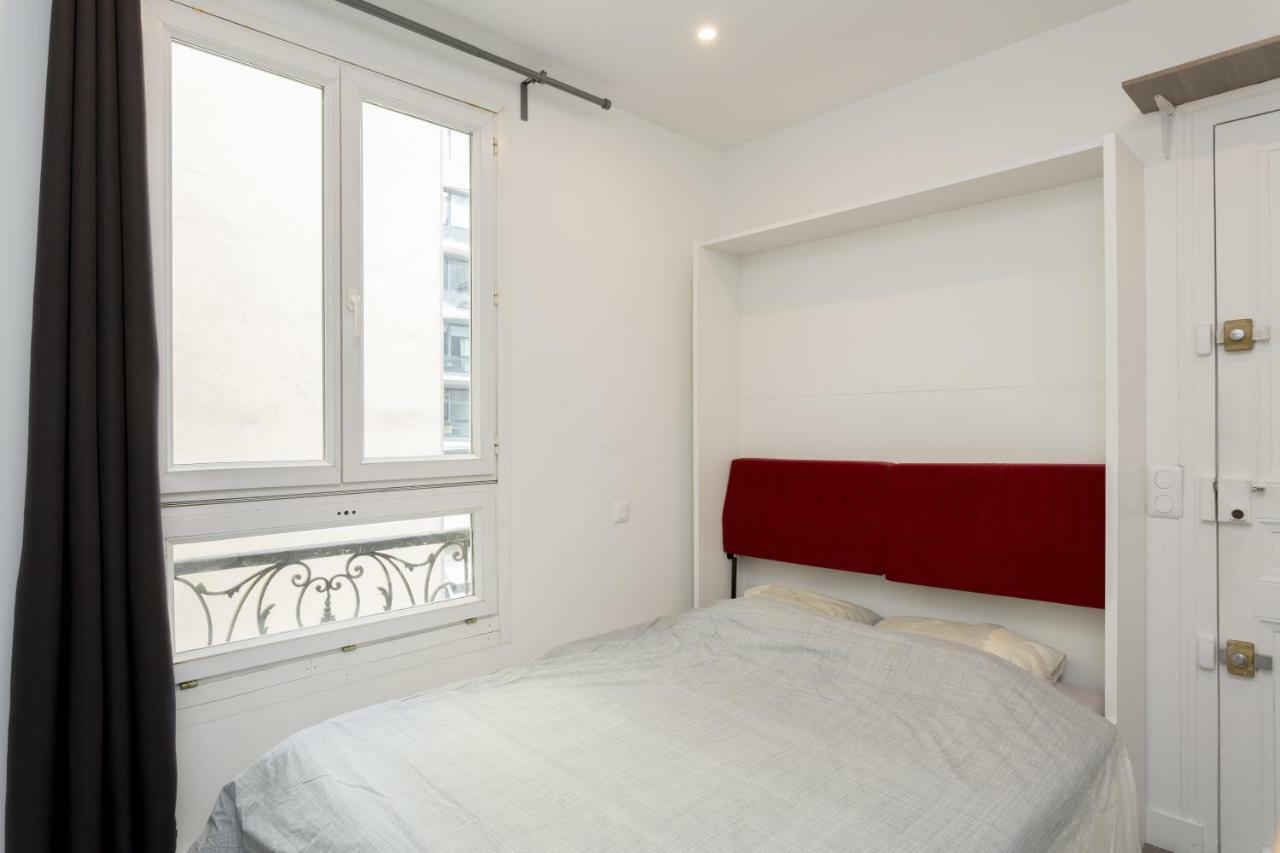 Studette De Charme Neuve Proche Invalides Leilighet Paris Eksteriør bilde